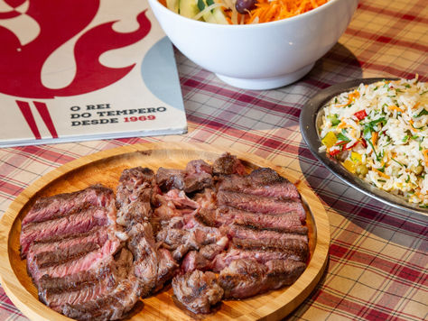 Restaurante O Brazeiro é sugestão completa para o Dia do Churrasco