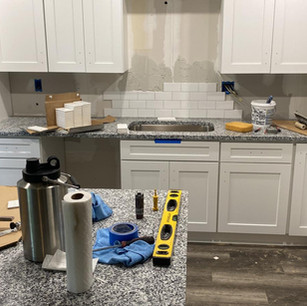 18 Countertops Fabrication.jpeg