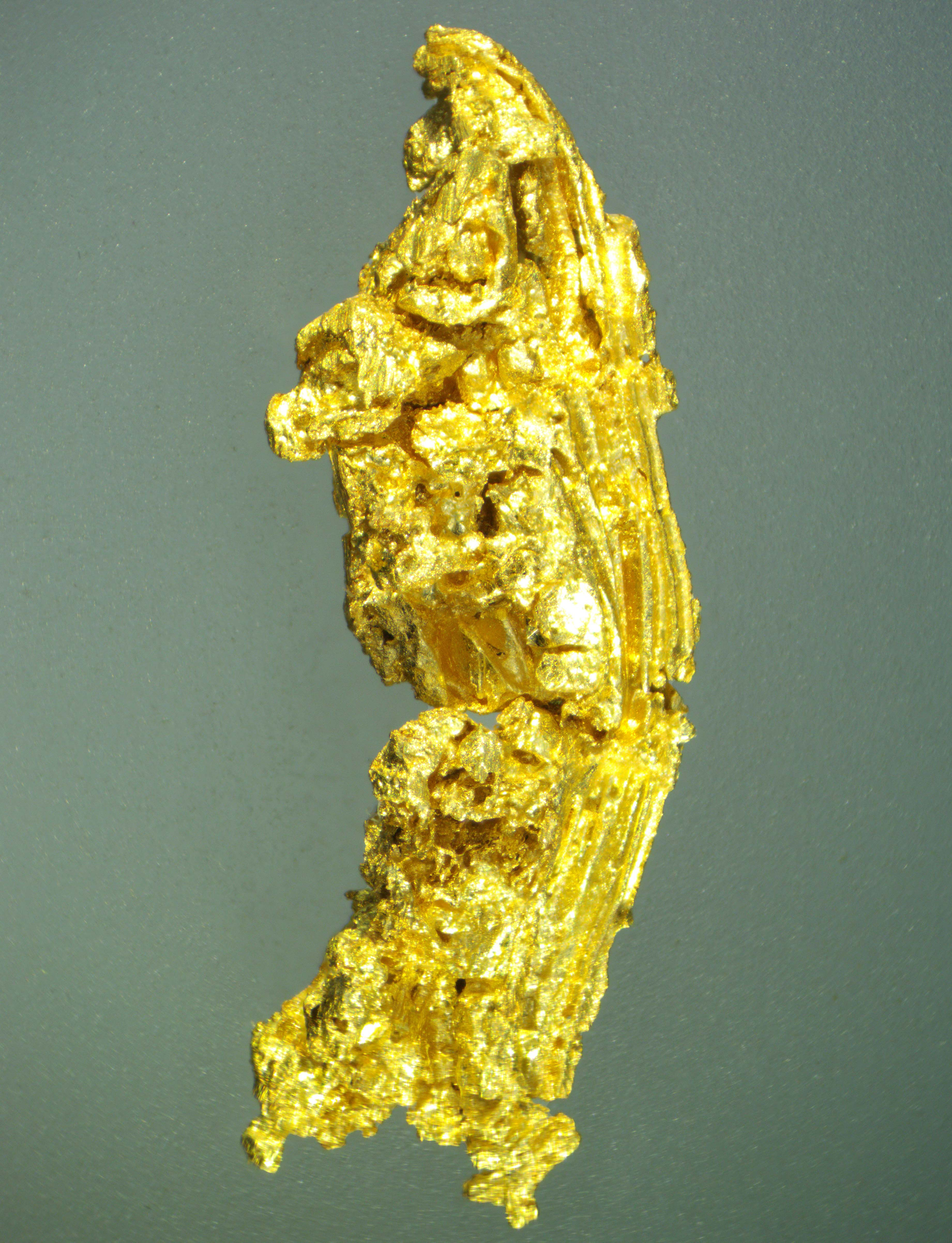 Wire Gold Crystal - El Dorado County, California U.S.A.