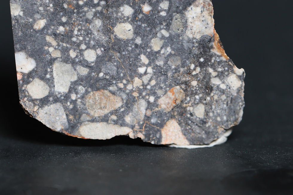 Thumbnail: Lunar meteorite