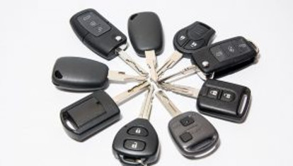 Car locksmith car key replacements
