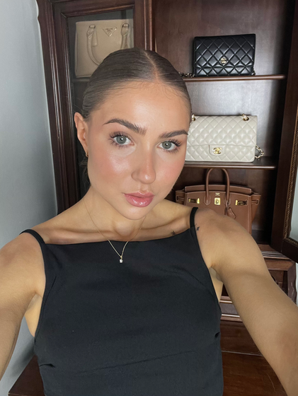 THE KEY TO A PERFECT SLEEK BUN