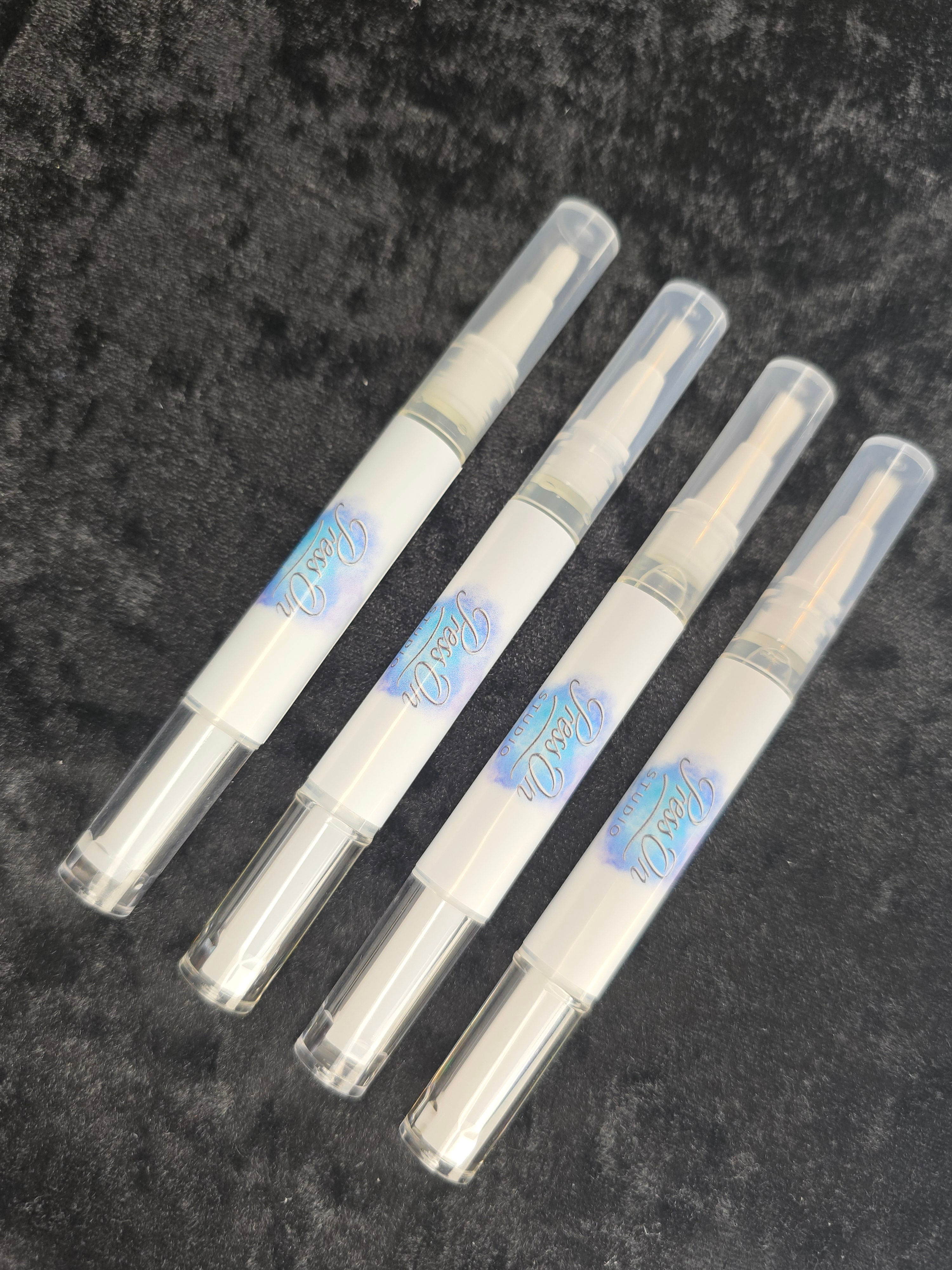 Cuticle Oil Pen with Brush - Nourish, Protect & Hydrate