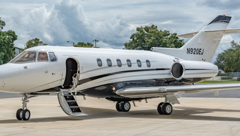 1996 Falcon 2000 2.jpeg