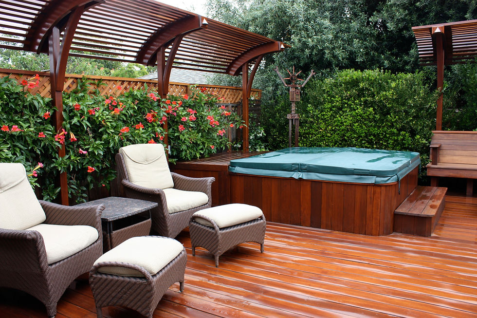 REDWOOD IPE DECK Curved Cedar