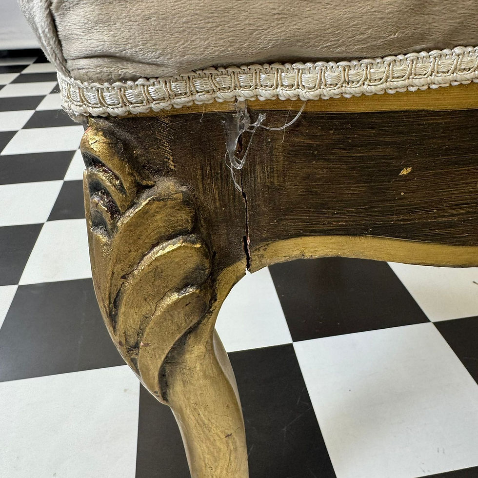 Thumbnail: French Style Ottoman