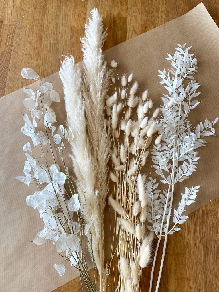 Dried flower bouquets