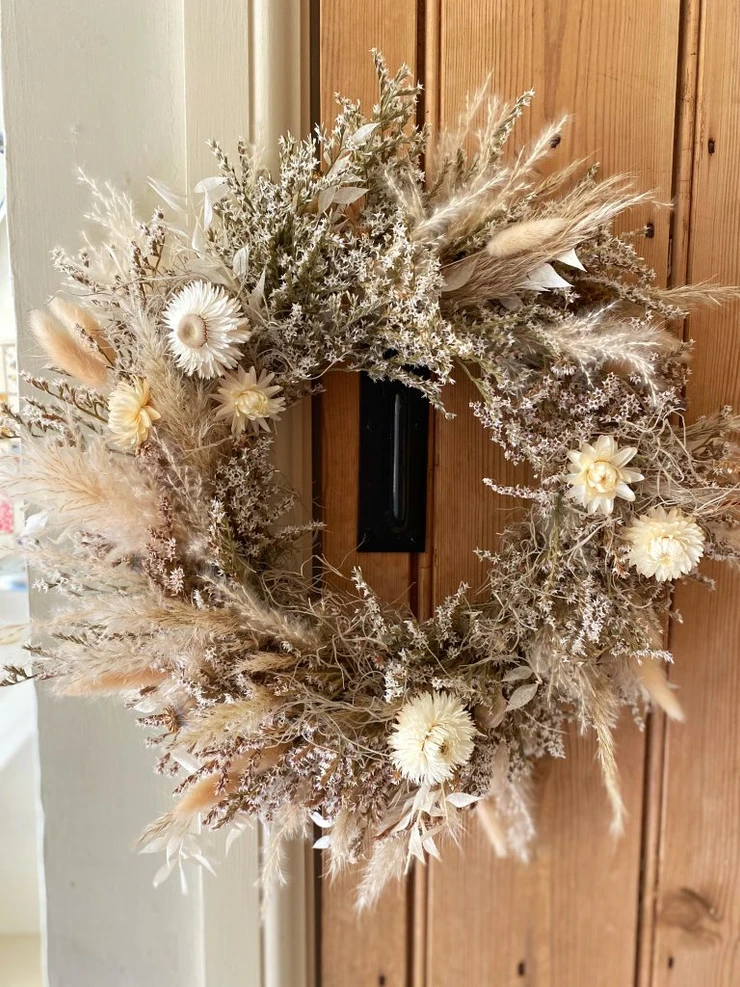 Torr blomkrans för hösten