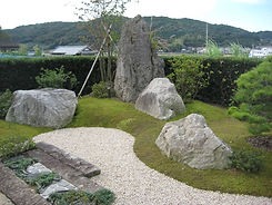 伝統の技術に基づく造園