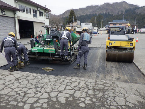 アスファルト補修