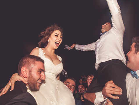 A lebanese wedding at The Zuri Kumarakom Kerala photographed by Sneha Kar Coffee Stains and planned by Elsewhere Weddings Destination wedding in India