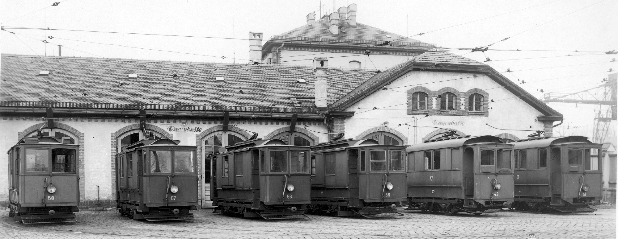 Six in a row: Werkstattwagen-Parade im Schäftlarer Depot Nr.1 tram münchen