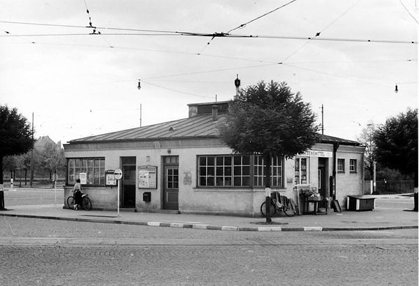 Stationshaus Romanplatz Nordostseite-xx0640-VB-L47-161.jpg