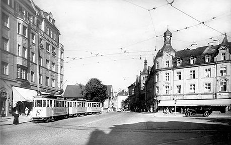 F-Dreiwagenzug an der Endhaltestelle Pasing Marienplatz 1936 München tram