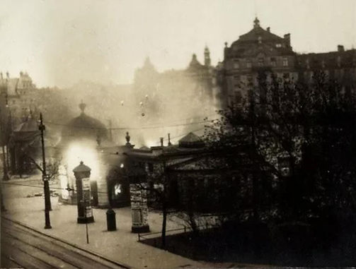 1919 Mai Pavillon Stachus brennt.jpg