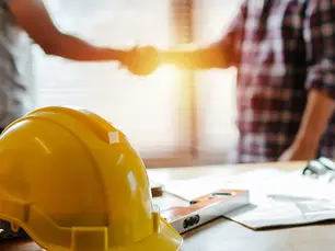 Competitive Bidding Without the Race to the Bottom