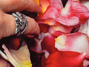 Reignite Your Inner Sensuality: A Venusian Salt Soak Ritual