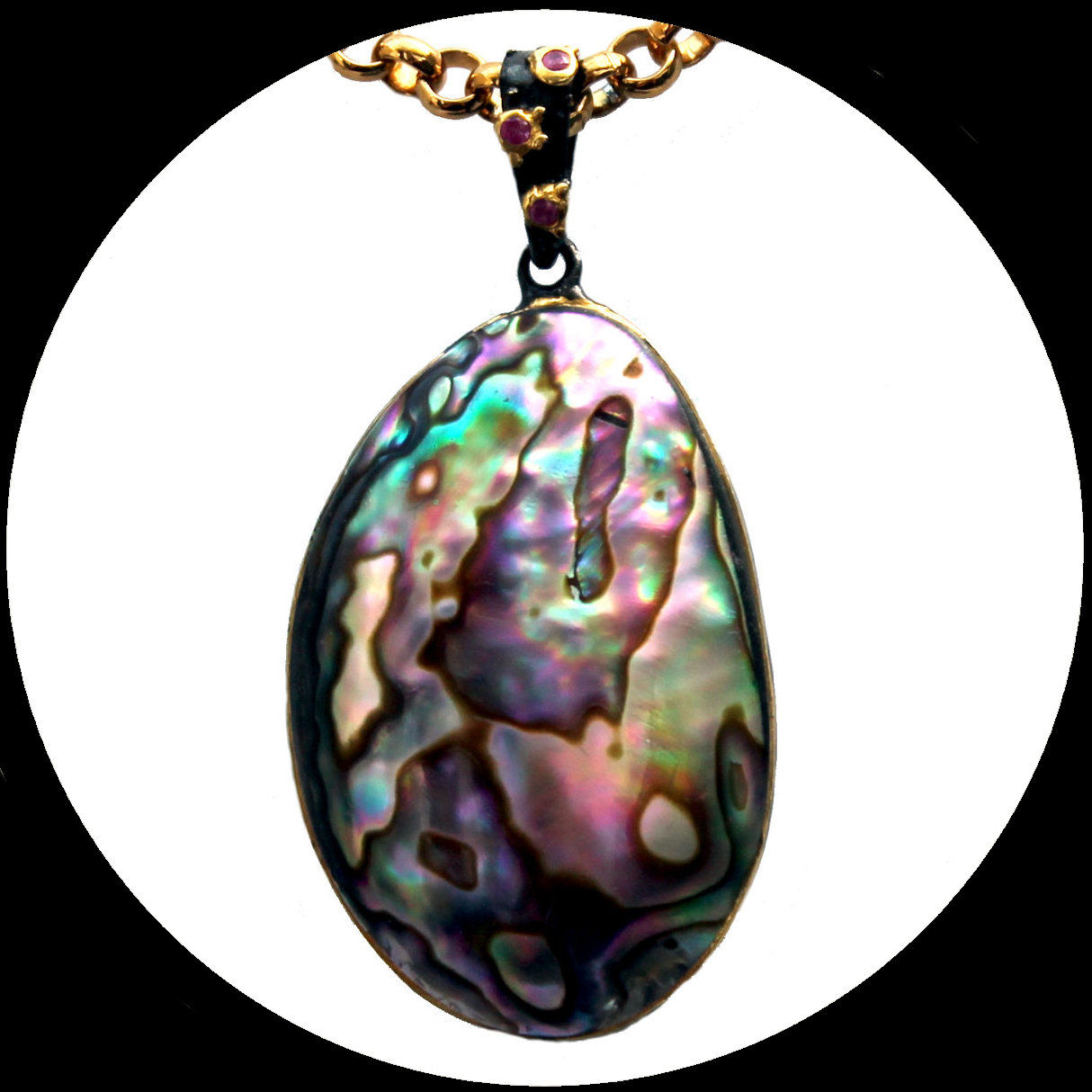 Ruby-studded pendant with abalone shell made of 925 Sterling silver