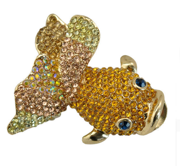 Miniature : Broche dorée Poisson rouge avec pavé de cristal bleu ou jaune