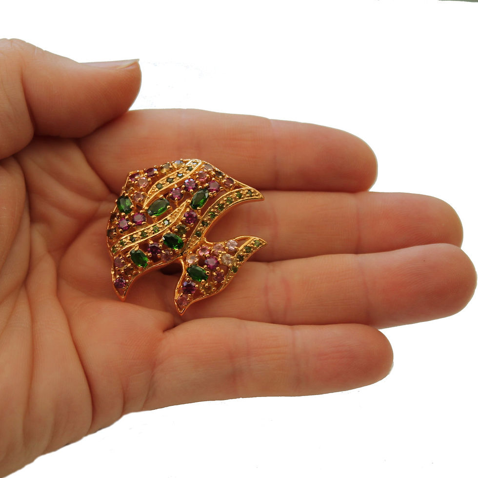 Miniature : Broche Poisson tropical avec rhodolite et diopside en argent 925 doré