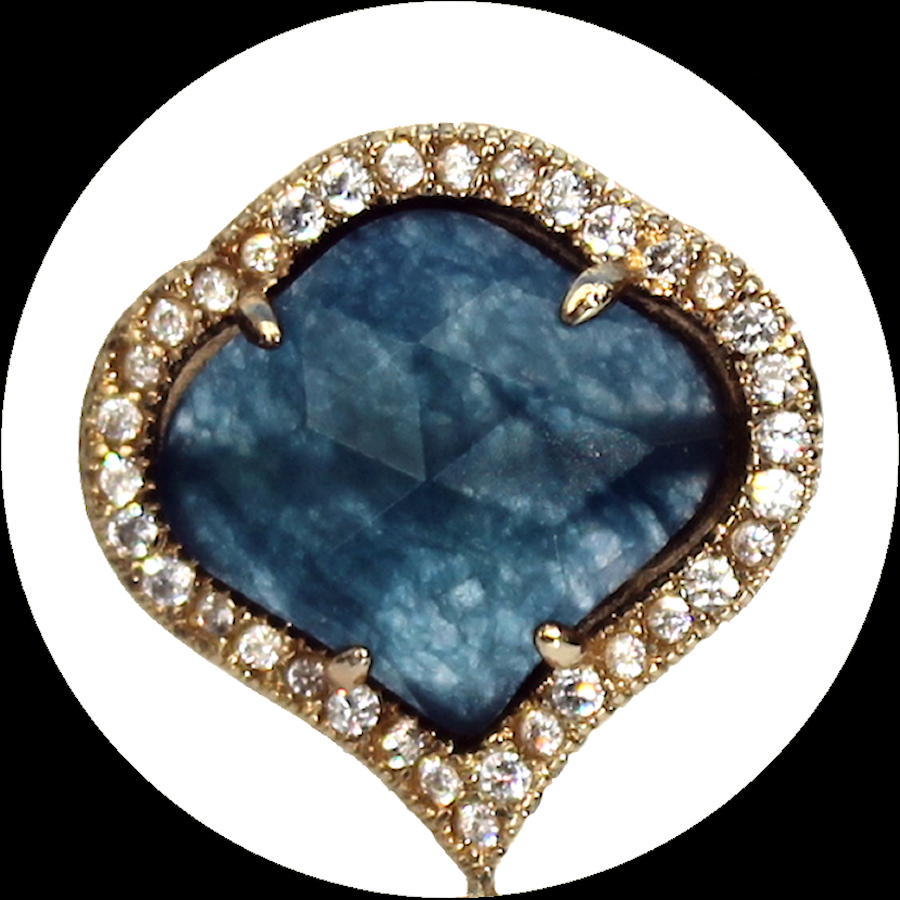 Thumbnail: Chandeliers with kyanite, howlite and cubic zirconia made of gold-plated copper