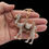 Miniatura: Portachiavi con cammello tempestato di cristalli in metallo dorato
