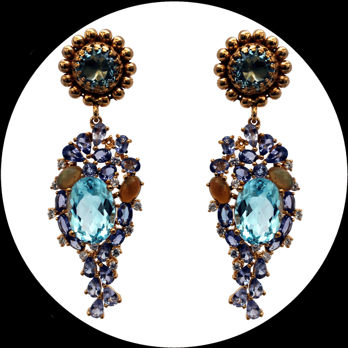 Candelieri con topazi, tanzaniti e opali in argento placcato oro