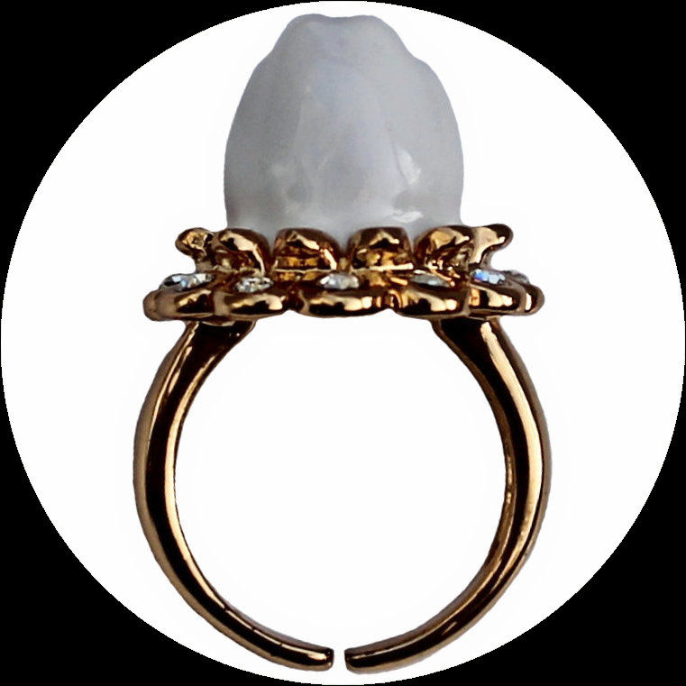 Miniatura: Anello pulcino in guscio d'uovo bianco con cristalli bianchi in metallo dorato