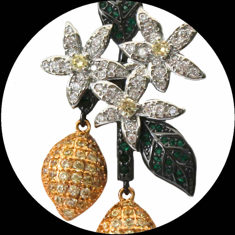 Miniaturbild: Chandeliers mit zirkoniapavierten Zitronen und Blüten aus rhodiniertem Kupfer