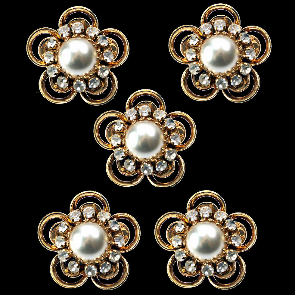 Cinque bottoni vintage a forma di fiore con strass bianchi e perla, circa 30 x 30 mm