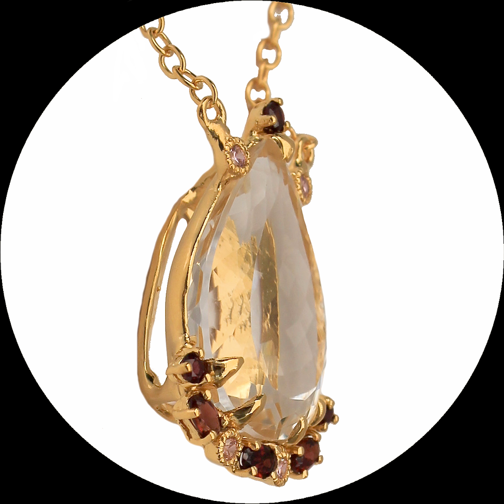 Miniatura: Collana in argento placcato oro con cristallo di rocca e granato