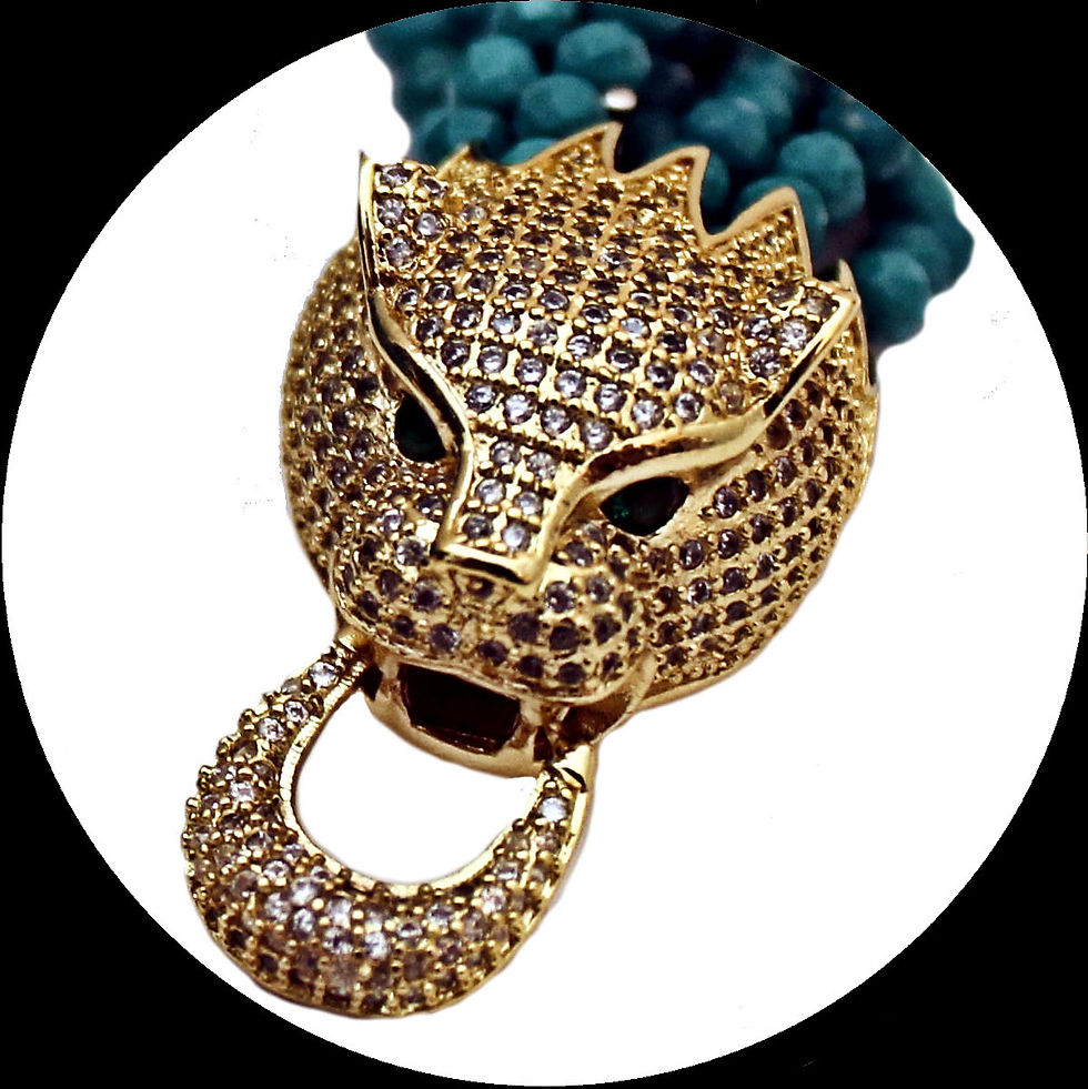 Miniatura: Bracciale dorato con chiusura a forma di pantera con pavé di zirconia cubica e perle turchesi