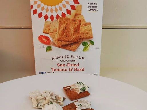 Baked Snack crackers with Chicken Salad