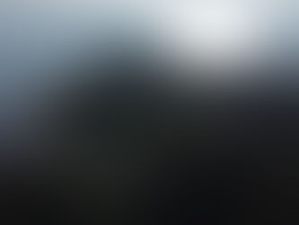 Les 20 plus belles îles où camper au Québec Le Camping du Ruisseau rouge promet aux campeurs de belles vues sur le fleuve et un accès à la plage. Il offre 7 chalets tout équipés en plus de ses emplacements de camping avec deux services ou sans services.