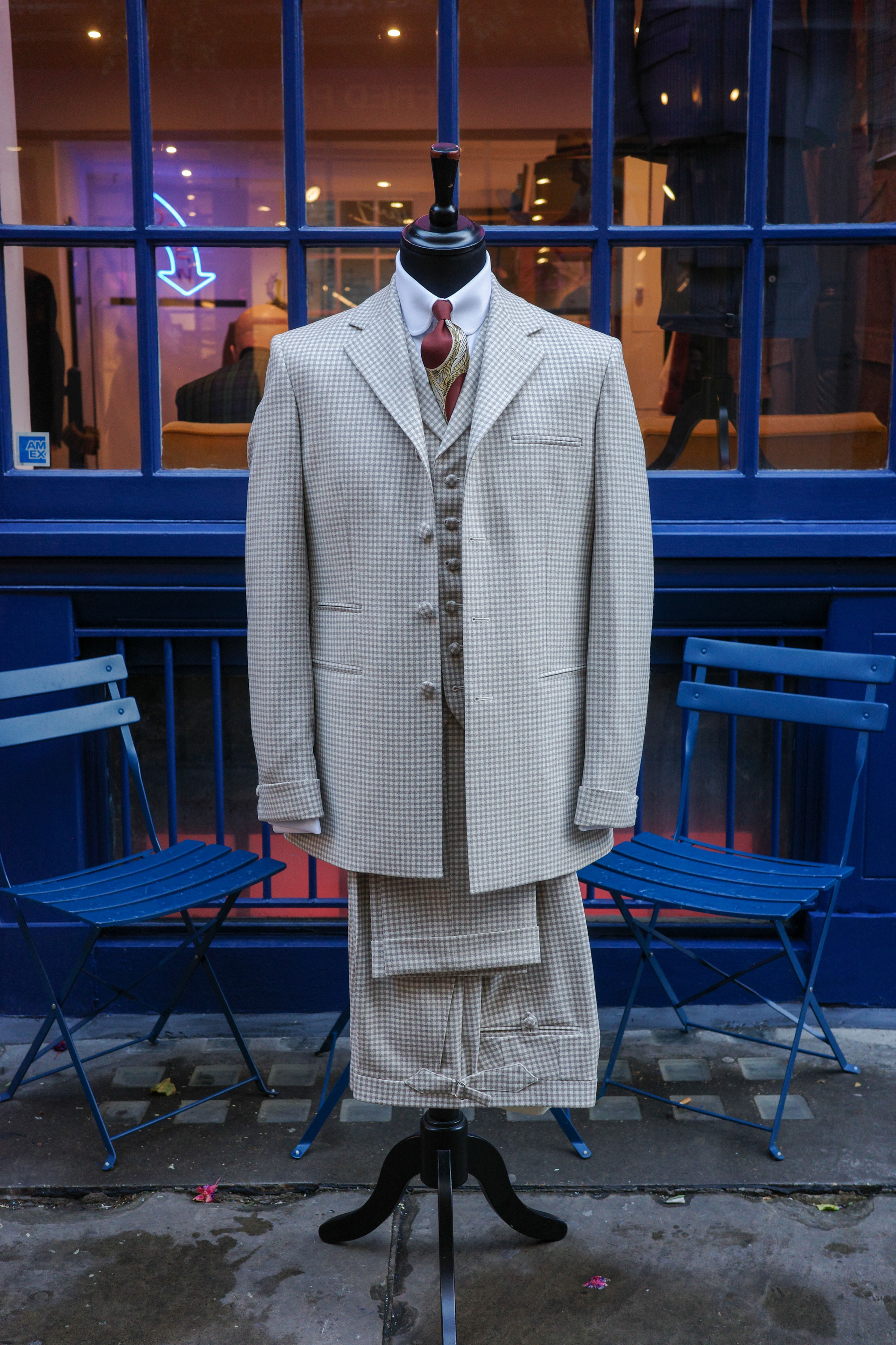 The Archer - Cream Check