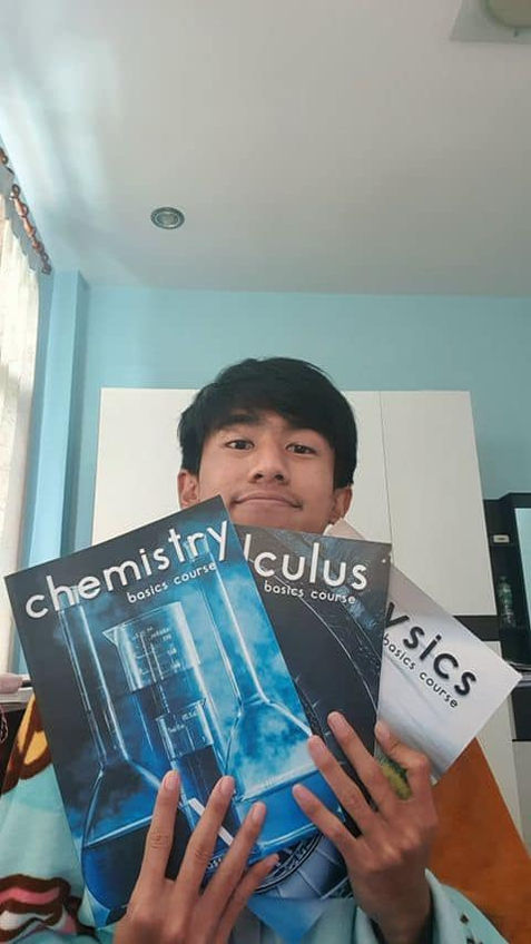 ติวเตอร์พระจอมดีที่สุด classroom tutor ติวเตอร์ พระจอมเกล้า ให้บริการคอร์ส ปรับพื้นฐาน วิศวกรรม ดีที่สุด คอร์สเรียนวิศวกรรม ปรับพื้นฐานวิศวกรรม เรียนพิเศษวิศวะ เรียนพิเศษ แคลคูลัส calculus สอนพิเศษวิศวะ กวด
วิชาวิศวะ กวดวิชาวิศวกรรม พระจอมเกล้า บางมด ลาดกระบัง พระนครเหนือ จุฬา มหิดล เกษตร ศิลปกร
review จากน้องๆที่เรียน คอร์สปรับพื้นฐานวิศวกรรม X course basics engineer