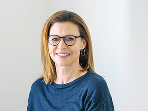martina_capeter_unscharf_edited.jpg