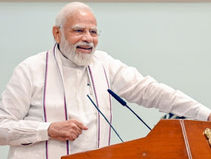 பிரதமர் நரேந்திர மோடி இன்று டெல்லியில்  உரையாற்றுகிறார்.