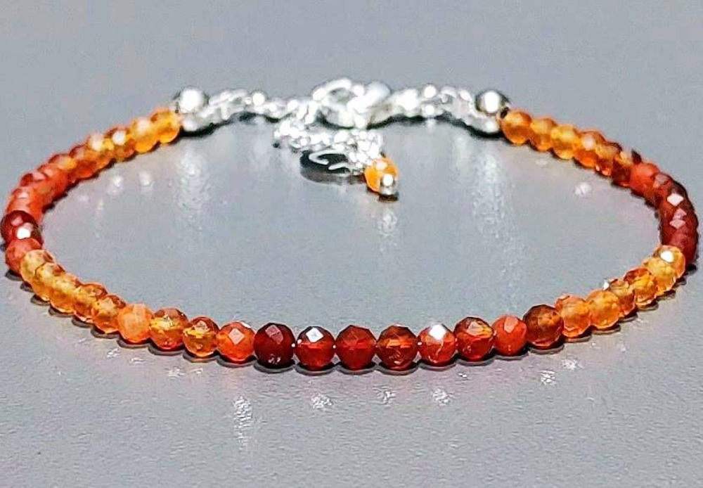 Facettiertes Karneol Armband Edelsteinarmband rot orange Edelsteinarmkette TATKRAFT & MUT