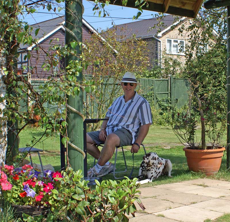 Point-Clear-Arlo-in-Beer-Garden-min1