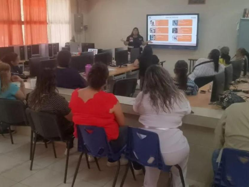 Imparte Gobierno de Sonora Escuela para Padres Promotores de la Paz en Arizpe