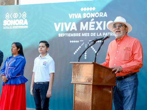 Rinden honores a la bandera en lengua mayo