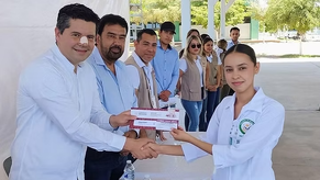 Entrega Gobierno de Sonora más de 500 becas al alumnado de la UTEtchojoa