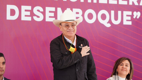 Gobernador Durazo garantiza educación para estudiantes Comca’ac con Telebachillerato en Desemboque