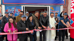 Inaugura alcalde Luis Fuentes primera sucursal de Domino’s Pizza en Empalme