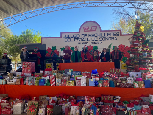 Comparten alumnos de Cobach Sonora la generosidad de la Navidad con las familias más vulnerables