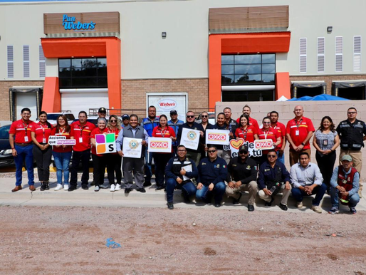 Gobierno de Sonora entrega 14 mil litros de agua para combatir altas temperaturas en Nogales