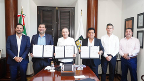 Gobernador Durazo y empresariado coordinan esfuerzos para profesionalizar a jóvenes en la industria con entrega de becas