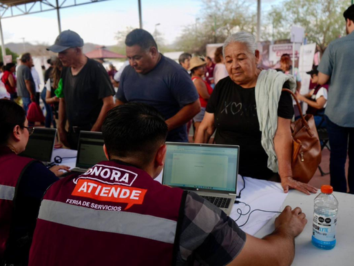 Gobernador Durazo acerca trámites y servicios gratuitos de la feria “Sonora Atiende” a familias de la colonia Solidaridad