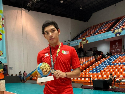 Alumno de Cecyte Sonora conquista medalla de plata para México en Torneo Internacional de Voleibol